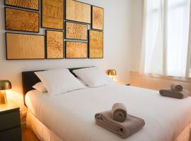 A picture of the hotel: Appartements de Louise