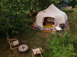 酒店照片: South Devon Luna Bell Tent