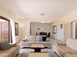 Hotel Photo: Phaedrus Living: Luxury Villa Erimi