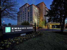 Embassy Suites Little Rock、リトルロックのホテル