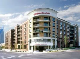 Hampton Inn & Suites Nashville-Downtown