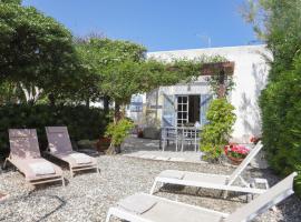 Hotel Photo: Trulli Dimore - Casa dei Nespoli