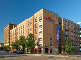 Hilton Garden Inn Bloomington