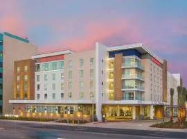 Hampton Inn & Suites LAX El Segundo, готель у місті Ель-Сегундо