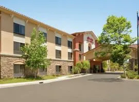 Hampton Inn & Suites Thousand Oaks, hotel din Thousand Oaks