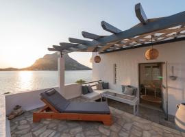 Fotos de Hotel: Menori Luxury Suites-Villa Athina