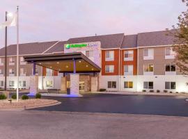 酒店照片: Holiday Inn Express and Suites Chicago West - St Charles, an IHG Hotel