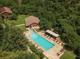 Apricot Aghveran Resort, hotel in Aghveran