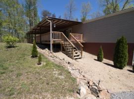 Fotos de Hotel: Tennessee Plateau home 3br 2bth ,max occupancy 5 no parties or events