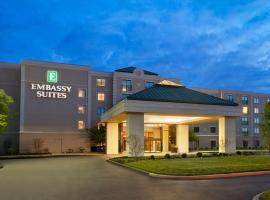 A picture of the hotel: Embassy Suites by Hilton Philadelphia Airport