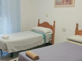 Zdjęcie hotelu: Hostal Alboran