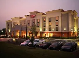 Hampton Inn Carrollton, hotel v mestu Carrollton