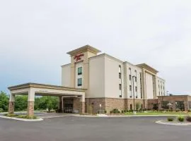 Hampton Inn Cumberland, hotel a Cumberland