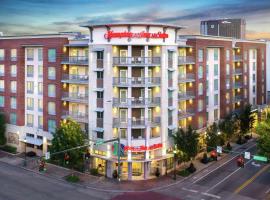 Hampton Inn & Suites Chattanooga Downtown, ξενοδοχείο σε Τσαττανούγκα