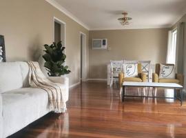 Hotel fotoğraf: Home Plus TAREE CBD