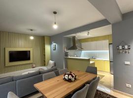 Joni's Condo at Mali i Robit, отель в Големе