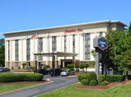 Hampton Inn Charlotte North Lake Norman, hotel in Cornelius