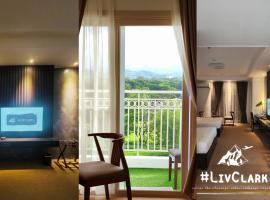 Foto di Hotel: Hotel Room in Clark near Midori, Swissotel, Marriott, Widus, Hann