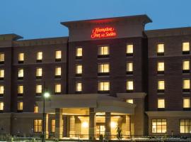 Hampton Inn & Suites - Cincinnati/Kenwood, OH، فندق في سينسيناتي