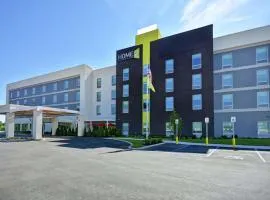 Home2 Suites by Hilton Queensbury Lake George，昆斯伯里的飯店