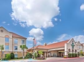 호텔 사진: Homewood Suites Laredo at Mall Del Norte