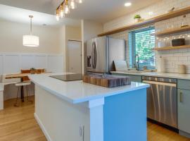 מלון צילום: Stylish Denver Retreat - Near City Center!