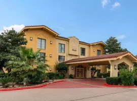 Super 8 by Wyndham The Woodlands North – hotel w mieście The Woodlands