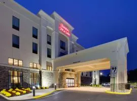 Hampton Inn & Suites Philadelphia/Bensalem, hotell i Bensalem