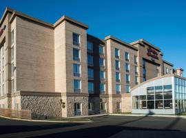 Hampton Inn & Suites by Hilton St. John's Airport, hôtel à Saint-Jean