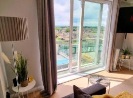 Hotel Photo: BookApartments.CoHeathrow - Top Apartment Skyline views