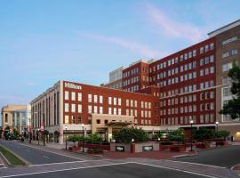 Hilton Richmond Downtown, hotel en Richmond