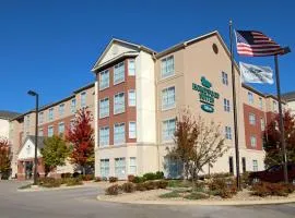 Homewood Suites by Hilton Bloomington, hotel in Bloomington