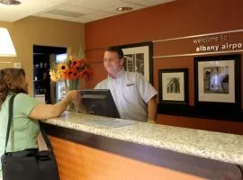 Hampton Inn & Suites Albany-Airport