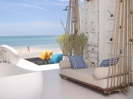 מלון צילום: Adika - The beachfront Loft