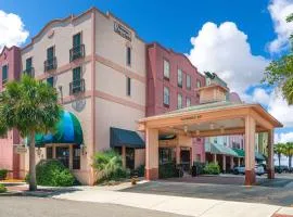 Hampton Inn & Suites Amelia Island-Historic Harbor Front, hotell sihtkohas Fernandina Beach