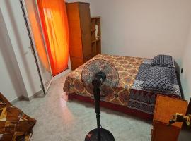 Fotos de Hotel: Sunny Room in a Shared apartment in Rubi