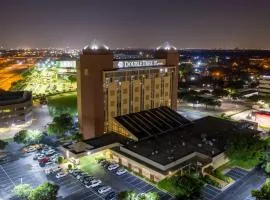 DoubleTree by Hilton Dallas/Richardson, khách sạn ở Richardson