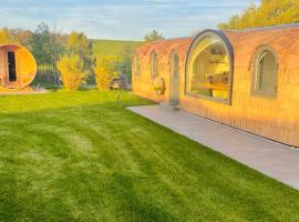 Tirolian Lodge East, hôtel à Bundorf