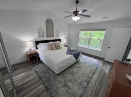 Hotel Foto: Springhurst Serenity Fresh 4BR Getaway