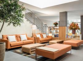 Petit Palace Trencadís, hotel in Barcelona