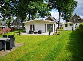 A picture of the hotel: Limburg-Chalet