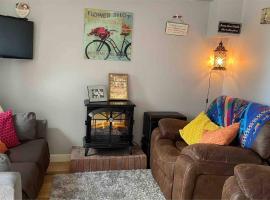 Sea Breeze Cottage Mulranny,位于穆尔兰尼的酒店