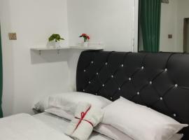 Ξενοδοχείο φωτογραφία: Inap Idaman 6 Queen Bed Near HUSM