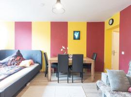 Hotel Photo: - Magical Harry Potter apartment in Duisburg - 2 Mins Central Station Hbf - Kingsize Bed & Netflix -