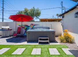 A picture of the hotel: The Urban Cowboy Bunk House