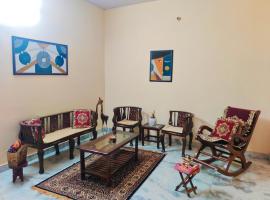 Hotel foto: Luxurious 3BHK Urban Retreat Homestay