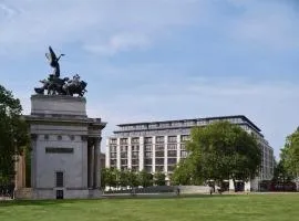 The Peninsula London