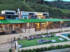 Summer C, ξενοδοχείο σε Macanal