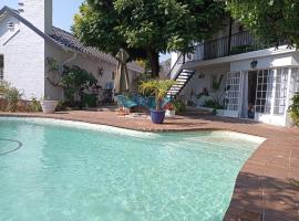 Hotel Photo: Darrenwood Guesthouse & SPA