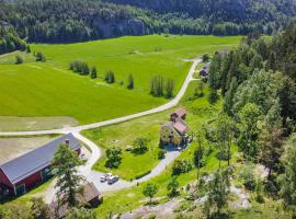 Hotel Foto: Nice Home In Fjllbacka With Wifi And 3 Bedrooms